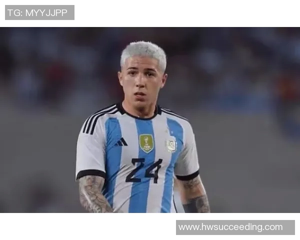 恩佐·费尔南德斯:从阿根廷新星到全球足坛的璀璨未来 恩佐·费尔南德斯:从阿根廷新星到全球足坛的璀璨未来