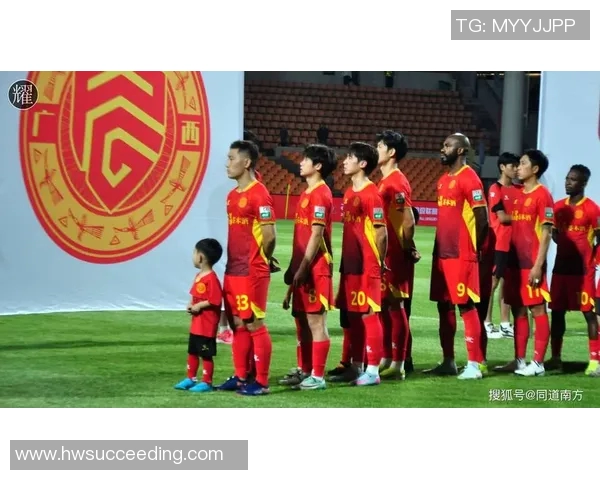 重庆大足球星盘点及其在国内外赛场的表现分析 重庆大足球星盘点及其在国内外赛场的表现分析